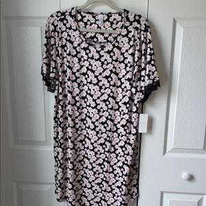 Flora Nikrooz Black and Pink Floral Xl sleep dress NWT